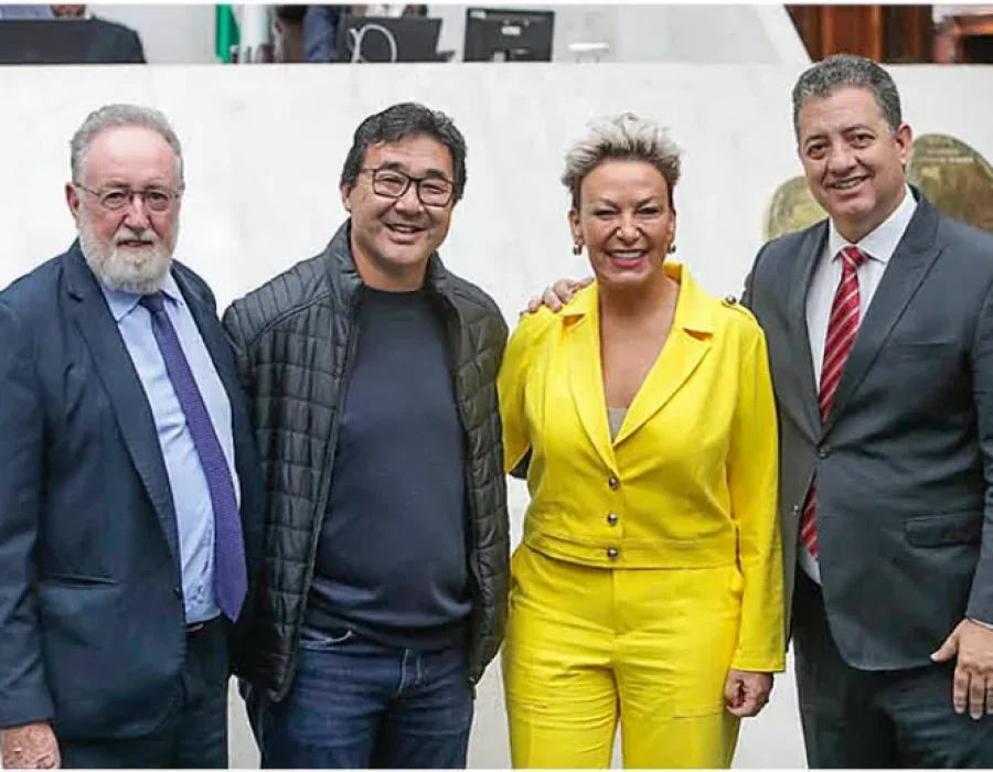 Deputados Tercílio, Cloara e Cobra Recebem na Assembleia o Futuro Deputado Jairo Tamura